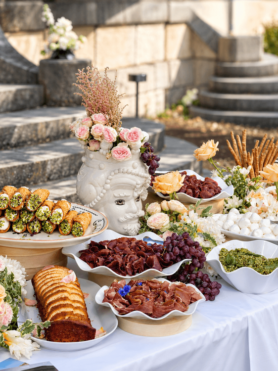Buffet de brunch de Mariage dans un château par AMARSI
